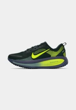Nike Performance VOMERO 18 - Road Running Shoes - Black/summit White/coconut Milk -Stock X 85cb6d420e8c491984be017f2cf5469b