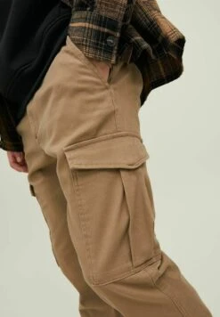 Jack & Jones Cargo Trousers - Sepia Tint -Stock X 869bc9af8fca45ceb2287dfba9bacee9