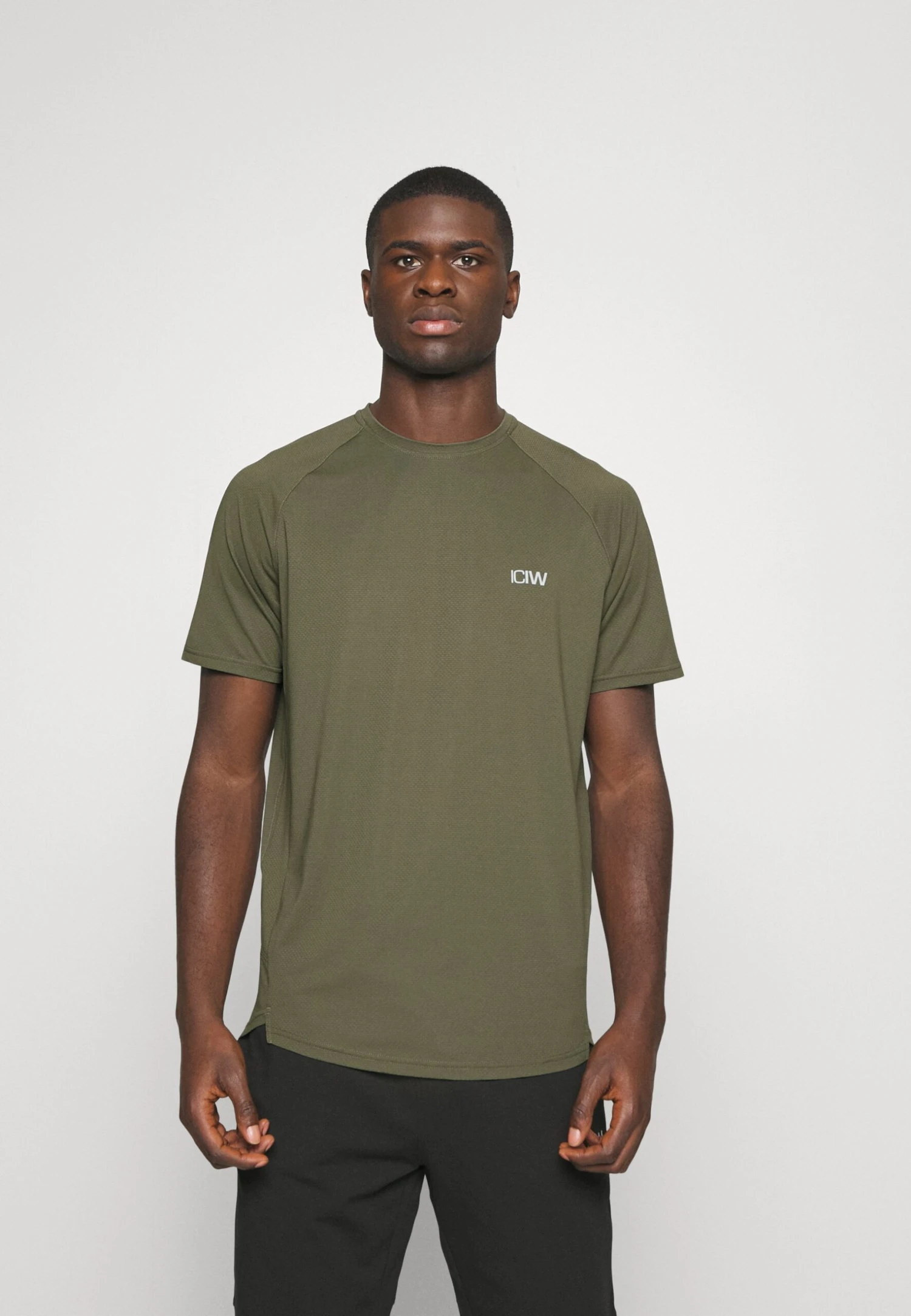 ICANIWILL Stride Men - Sports T-Shirt - Dark Green 3 ICANIWILL Stride Men - Sports T-Shirt - Dark Green