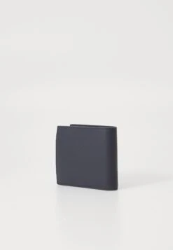 Lacoste MONEY PIECES SET - Business Card Holder - Marine 15 Lacoste MONEY PIECES SET - Business Card Holder - Marine -Stock X 87cdda48091f4c0686e6bf2ddf63ea09