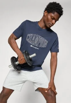 Champion CREWNECK WITH GRAPHICS - Print T-shirt - Navy -Stock X 88372d2bf8bb4456868c02d4c1c33531