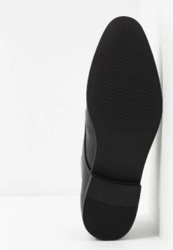 Pier One Smart Slip-Ons - Black -Stock X 88ab2d7aee3f4829adb2098d7a6b6bf8