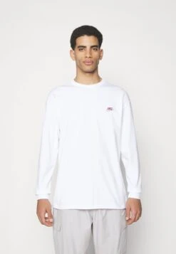 Nike Sportswear M90 Oc Pk1 Lbr - Long Sleeved Top - White -Stock X 88b06748f3014ac8842d046d51ede099