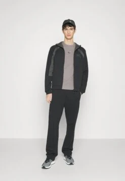 EA7 Emporio Armani Basic T-Shirt - Light Grey -Stock X 89221d612a674e18b638871bbc38a350