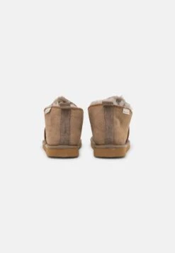 Shepherd ANTON - Slippers - Stone 15 Shepherd ANTON - Slippers - Stone -Stock X 8a4b5bcca0684d8b9deeda8bdf1d506a