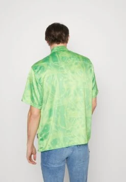 Shirt Liquid Rem - Shirt - Green -Stock X 8a5145f6cd164b4e86e49d8e72354669