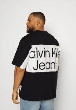 Plus Bold Logo Colorblock Tee - Print T-Shirt - Black -Stock X 8b4ab1b78288490b95daa3bba3aa305d