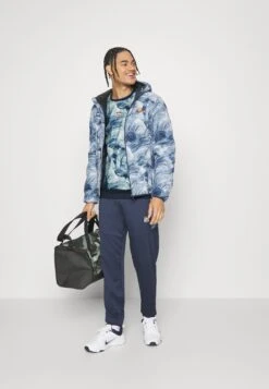 Ellesse Halla - Sweatshirt - Blue -Stock X 8b60cbbd81c743a695916e6dc75a7aec