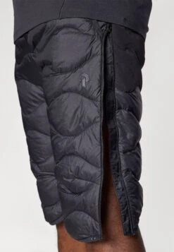 Peak Performance HELIUM SHORTS - Outdoor Shorts - Black -Stock X 8b7e539cee9949f8875bec5d54d72cae