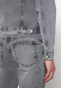 Han Kjøbenhavn Slim Jacket - Denim Jacket - Black Washed -Stock X 8d7c85d8bef143a090a4a2bb8d4bfa3a