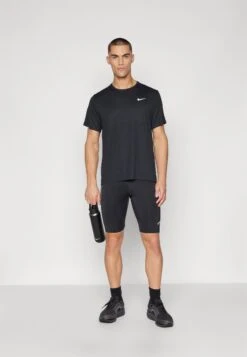 Nike Performance LAVA LOOPS - Short Running Tights - Anthracite/black/summit White -Stock X 8dd326aef25d4fff8da7ff2013e0bb03