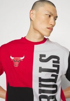 NEW ERA Nba Chicago BullsTee - Print T-Shirt - Red/Black -Stock X 8e2541c52aff4a1ba79597e600708028