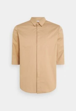 Vernal Shirt - Shirt - Beige -Stock X 8e4d5dfdbb2f47c08e6f63deff5d7357