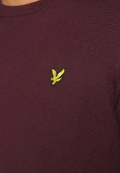 Lyle & Scott Crew Neck Jumper - Jumper - Burgundy -Stock X 8e907274c98b468ca9e5ce0990884620