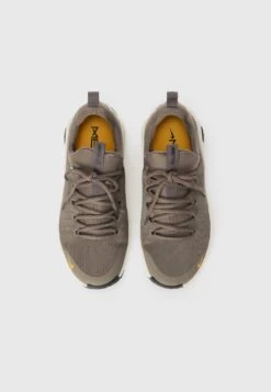 Nike Performance FREE METCON 6 - Training Shoe - Cave Stone/sundial/bone/sail -Stock X 8ef481358301466bae809f54e6da965a