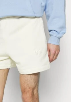 Nike Sportswear Air - Tracksuit Bottoms - Coconut Milk/(Coconut Milk) -Stock X 8f0252be6c9046d3ad6756a034865c51