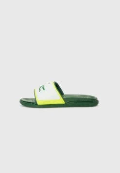 Lacoste SERVE - Pool Slides - Dark Green/yellow