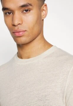 IRO Turi - Basic T-Shirt - Peach -Stock X 90f4aa33136542a288e4c50a4c89399a