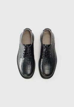 AllSaints SKIFF - Lace-ups - Black Grain -Stock X 911c3b2fe4004b3d8a423d1f7a16086d