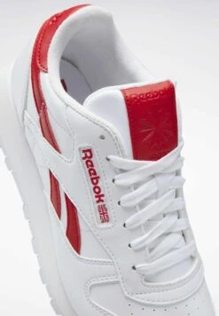 Reebok Classic Classic Lthr Vegan Unisex - Trainers - White -Stock X 91371297eef1451cb48254c240d63d32