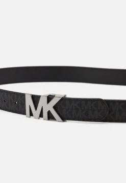 Michael Kors Buckle Belt - Belt - Black -Stock X 91462c9c5db4437b9baa858ed5e85ce0