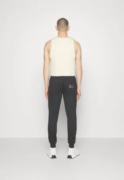 EA7 Emporio Armani Trouser - Tracksuit Bottoms - Notte -Stock X 91f51845f6584a7893128d12e5d69569