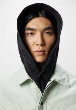 Tats Zipped Parachute Overshirt - Summer Jacket - Pale Olive -Stock X 920026e61b254f00b0959b4f5534091a