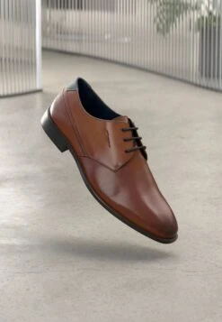 Pier One LEATHER - Lace-ups - Tan