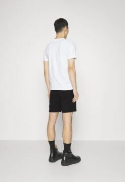 Café Croissant Unisex - Shorts - Black 9 Café Croissant Unisex - Shorts - Black -Stock X 9414ff5e71bc46f3b930364c7575f1b2