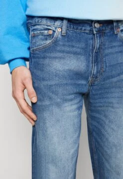 WEEKDAY Sunday - Slim Fit Jeans - Wave Blue -Stock X 94bd7590f9744bc79fbf1dba8474688a