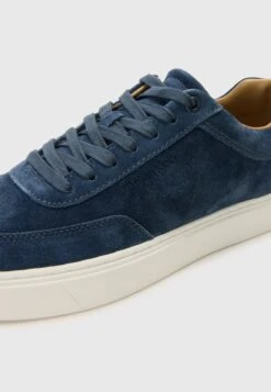 Calvin Klein CLEAN CUP - Trainers - Calvin Navy/bright White -Stock X 95036992e01b4fe09f138522a1273fdb