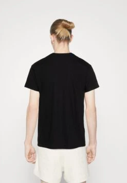 Fearless Tee Unisex - Print T-Shirt - Black -Stock X 954bfb6d8ba14a5f871063174ae02ee3