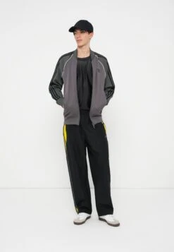 Adidas Originals SST TT - Training Jacket - Grey Strata/black -Stock X 95a111b5e9904998be5158638e191588