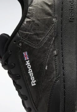 Reebok Classic Club C 85 X U - Trainers - Core Black/Core Black/Ftwr White -Stock X 95bf09e4cfa24c20aa6952e828fa5641