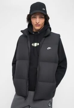 Nike Sportswear CLUB PUFFER VEST - Waistcoat - Black/white -Stock X 95f0f74185d6425e9de365fab3bcc4b3