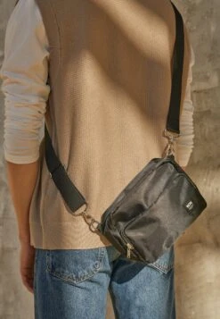 Wood Wood Marlo Shoulder Bag Unisex - Across Body Bag - Black -Stock X 9750f9de270046c98af832b1eda2a95a