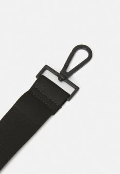 Calvin Klein MUST LAPTOP BAG - Laptop Bag - Black -Stock X 977430f7938744c68a5af981ca646bb5