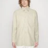 Spike - Shirt - Off-White -Stock X 978d91701e2c4997b1cb112abc6064dc
