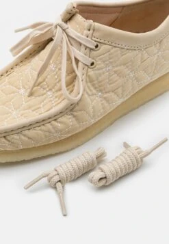 Clarks Originals Wallabee - Lace-Ups - Maple Combination -Stock X 97d6467114404116a8b52185ad9b3781