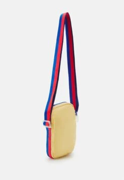Nike Sportswear Heritage Crossbody Unisex - Phone Case - Celestial Gold/Bright Crimson 7 Nike Sportswear Heritage Crossbody Unisex - Phone Case - Celestial Gold/Bright Crimson -Stock X 9854f42f8eaa4ae8a7f503b378422d96
