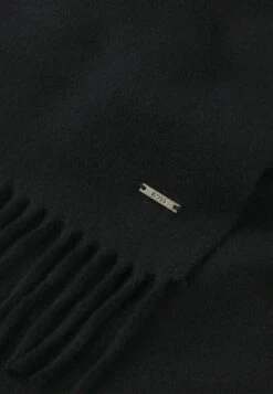 Boss Scarf - Black One -Stock X 98dccf33d6d242808f8b91355b55c103