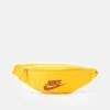 Nike Sportswear HeritageUnisex - Bum Bag - Sundial/Rugged Orange -Stock X 9953d1d2464d42eb911b4efb18bd8040