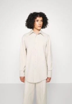 Boyfriend Shirt - Shirt - Beige -Stock X 9aa54a63765a4e918ad4425ebf3bcd48