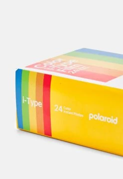 Polaroid Color Film For I-Type Unisex 3 Pack - Camera Film - White -Stock X 9abf0707e7fd40fea770ff3a97b54dec