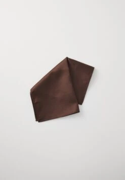 Pier One SET - Bow Tie - Beige -Stock X 9aeec99beb1f41b994d44f65699b5344