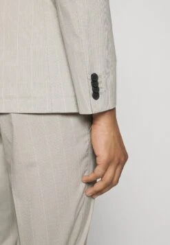 Motion The Seasonal- Suit - Beige -Stock X 9afe91432b6e4d3c91ba32473b6d644f