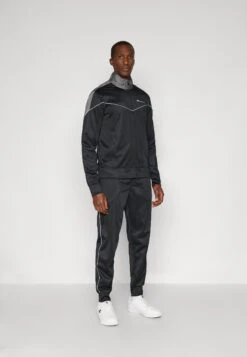 Champion TRACKSUIT LARGE LOGO SET - Tracksuit - Black