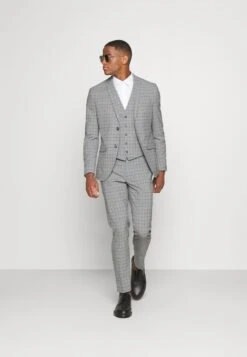 The Fashion Suit Piece Check - Suit - Grey -Stock X 9c37d23300524dc49a9734345ed92bed