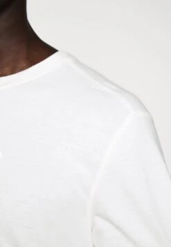 DRYKORN Lenny - Long Sleeved Top -Stock X 9c41342b9c164cba84184acdf0633bfa