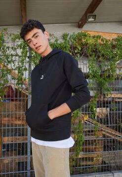 Puma Classics Tech Hoodie - Hoodie - Black -Stock X 9c8e7d04da5f4597b9574f5297c70984